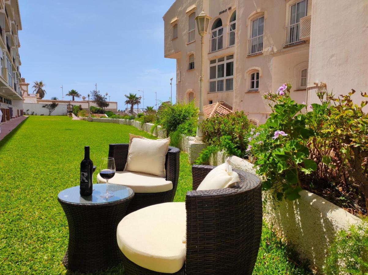 1 Bedroom Beachfront Apartment At Torecilla Beach Nerja Bagian luar foto